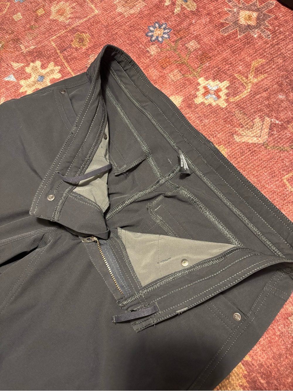 KÜHL Women's Black Cargo Pants Size 12 Regular 33" Inseam Cargo Pockets